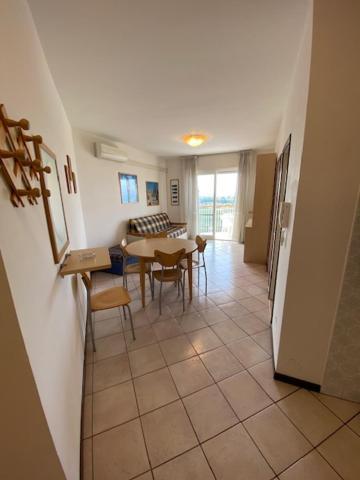 Cond Torre Lejlighed Lignano Sabbiadoro Eksteriør billede